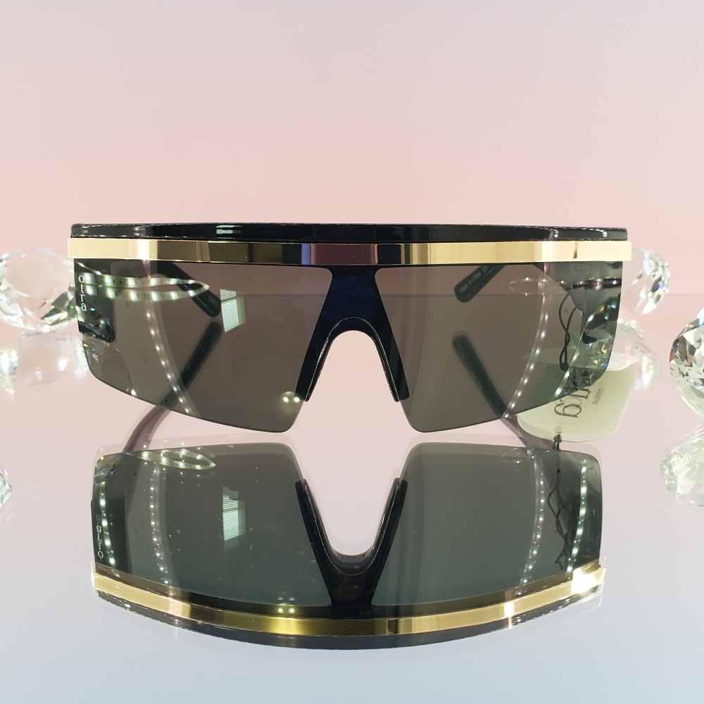 Otra Eyewear Sunglasses Black Gold Tone Coletta Sport Frame Vacation Streetwear